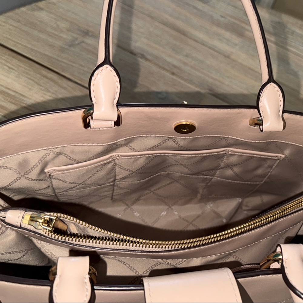 MK Large Leather Bag - Picture 5 of 13